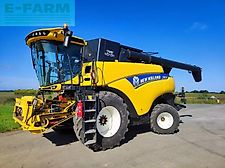 New Holland cr8.90