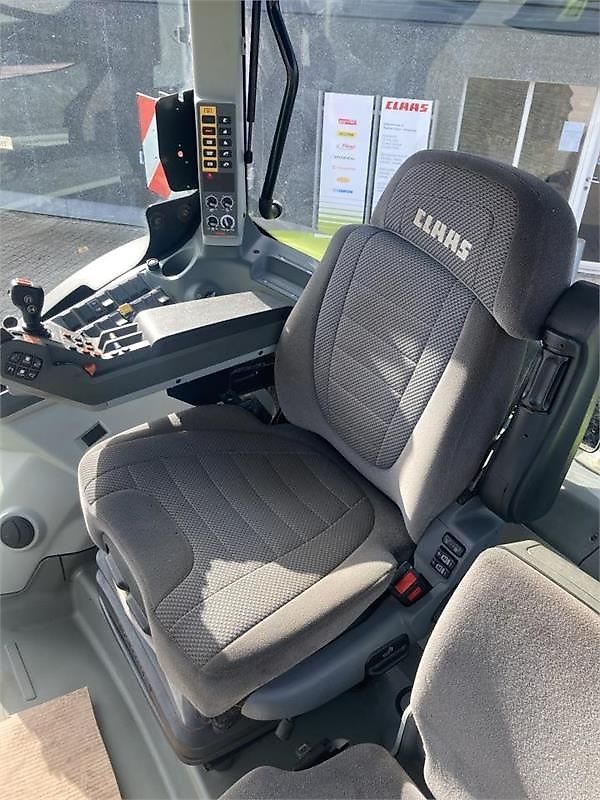 Claas AXION 850 CIS+