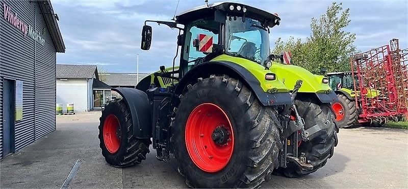 Claas Axion 930 CMatic