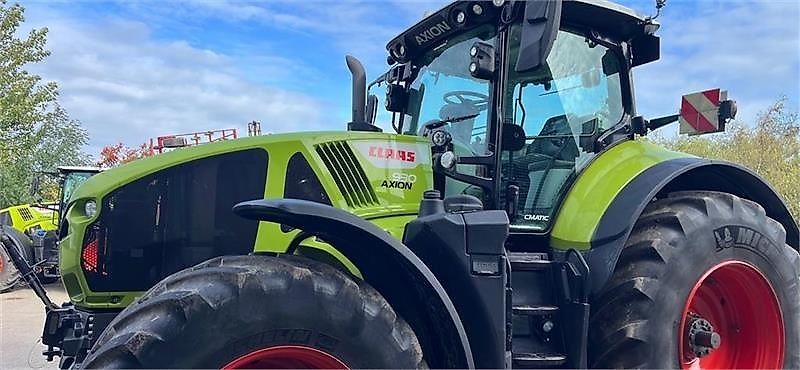 Claas Axion 930 CMatic