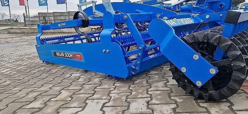 Namyslo Saatbettbereitung / Seedbed cultivator / Combiné de préparation / Agregat uprawowy Milan 5 m