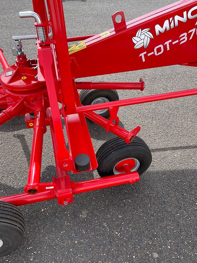 Minos Agri Schwader T-OT 370-9 **NEU**